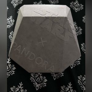 NIB Star Wars X Pandora Promo box